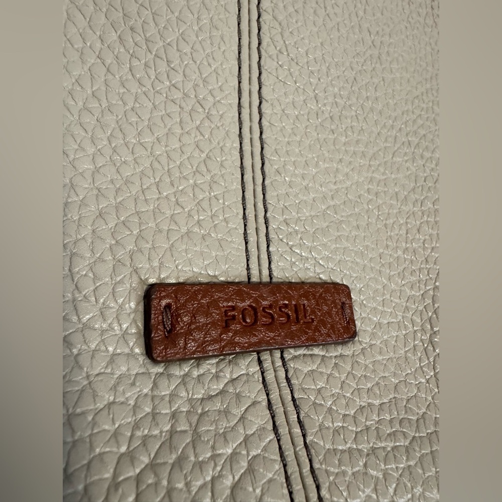 Fossil Felicity Crossbody - Picture 3 of 10